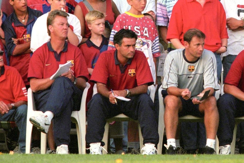 Louis van Gaal and Mourinho used to work together during their time in Barcelona