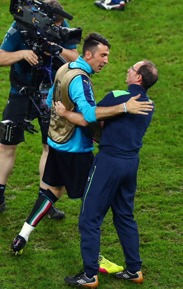 Martin O'Neill is congratulated by Italy goalkeeping legend Gianluigi Buffon