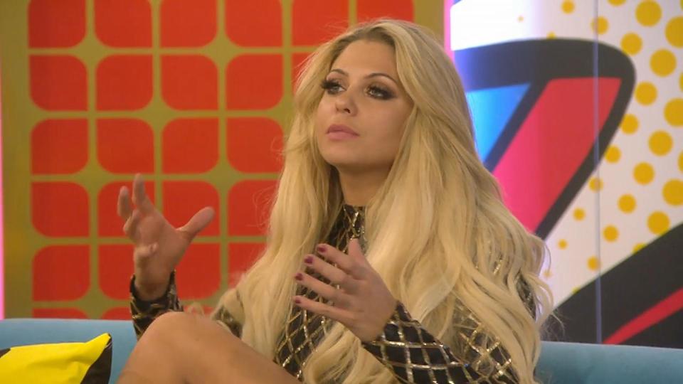 The pretty model found love with Jamie despite having a boyfriend