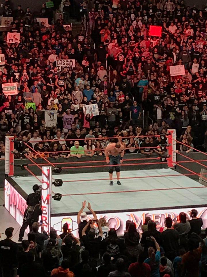  The WWE legend bowed to his supporters after the match, could this be the end after a 17-year career?