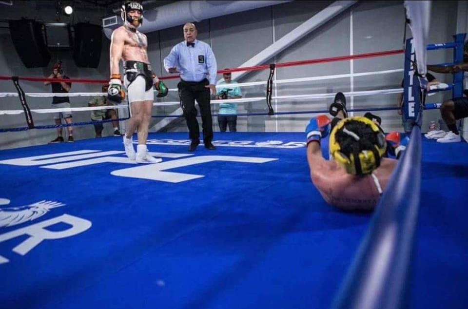  Footage of the spar showed a disputed knockdown of Malignaggi