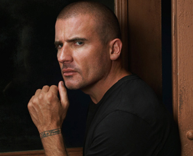 Dominic Purcell plays Lincoln Burrows in the drama