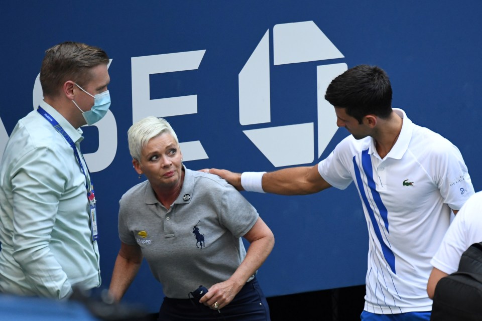 The ball hit the line judge straight in the throat