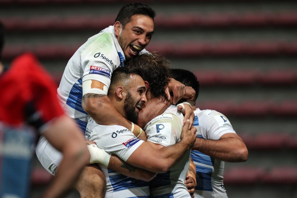  Harrison Hansen (left) believes Toulouse can survive in Super League