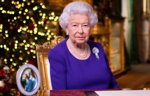 C4 launches audacious bid to steal Queen's Xmas speech from BBC after royal rows