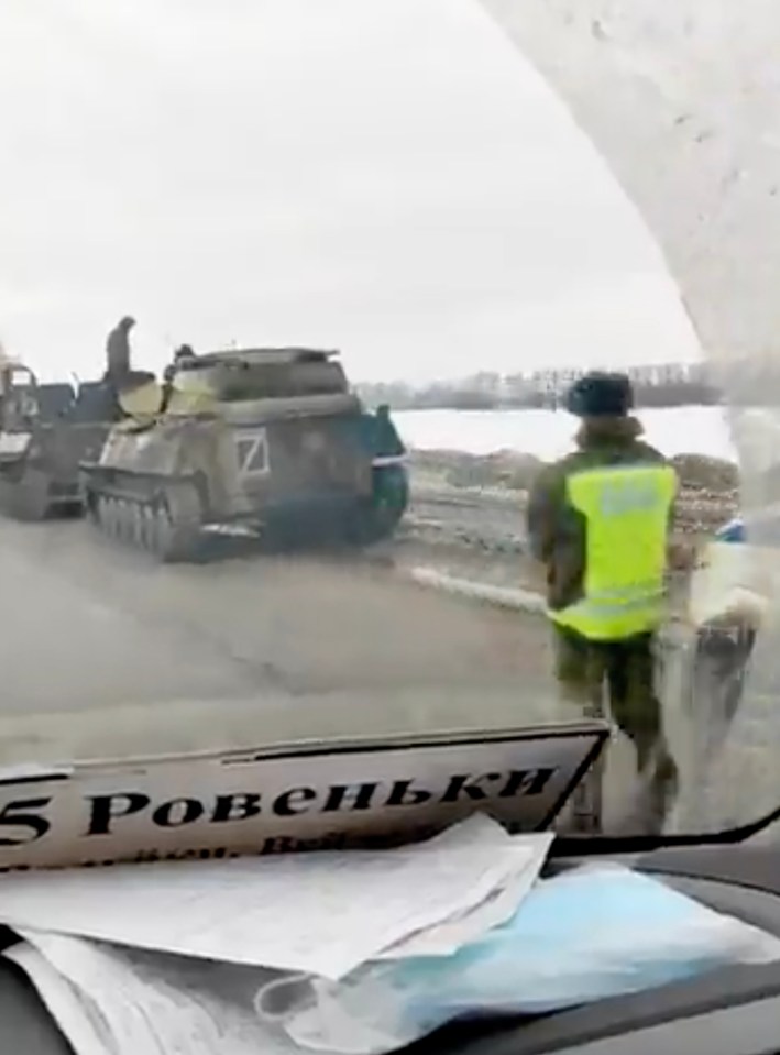 Tanks were pictured with the Z on the roadside