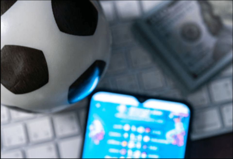 Ladbrokes punter turns 66p into £2.6k with genius cash out on Saturday acca