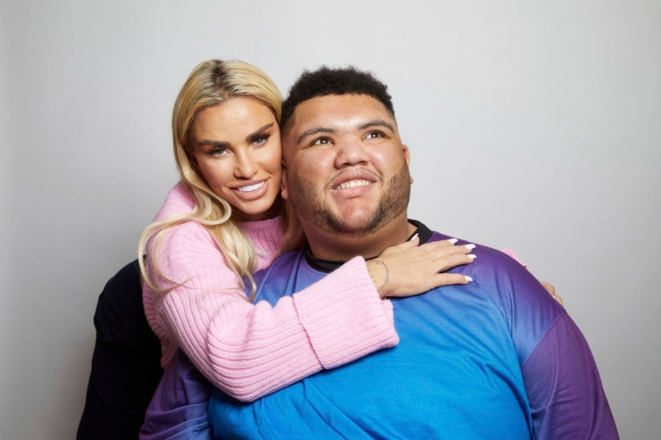 Katie Price and Harvey Price embracing.