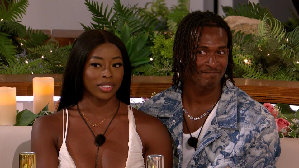 Luca and Harriett from Love Island.