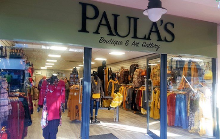 Paula's Boutique & Art Gallery storefront.