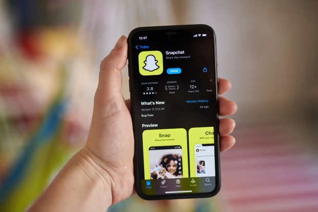 Smartphone displaying the Snapchat app.