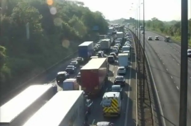 M25 motorway traffic jam between junctions 6 and 5.
