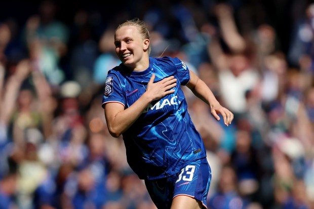 Aggie Beever-Jones of Chelsea celebrating a goal.