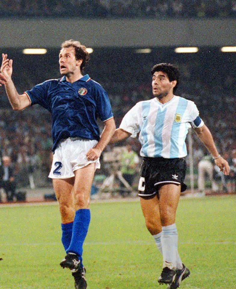 Argentinian forward Claudio Caniggia (C) scores on a header as Italian goalkeeper Walter Zenga comes up short (R) 03 July 1990 in Naples during the World Cup semifinal soccer match between the two countries. Argentina advanced to the final 4-3 on penalty kicks at the end of extra time (1-1 at the end of regulation time). At right, defender Franco Baresi and midfielder Diego Maradona. AFP PHOTO (Photo credit should read STAFF/AFP/Getty Images)