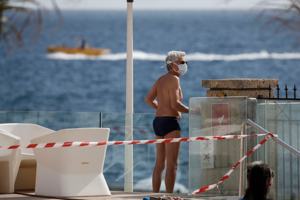 Brits holidaying in the Canary Islands will be tested for coronavirus when they arrive at their hotel receptions