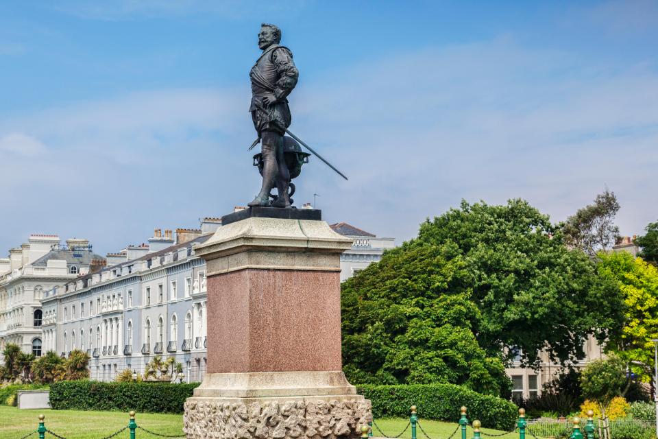 The average wage in Plymouth is £27,000
