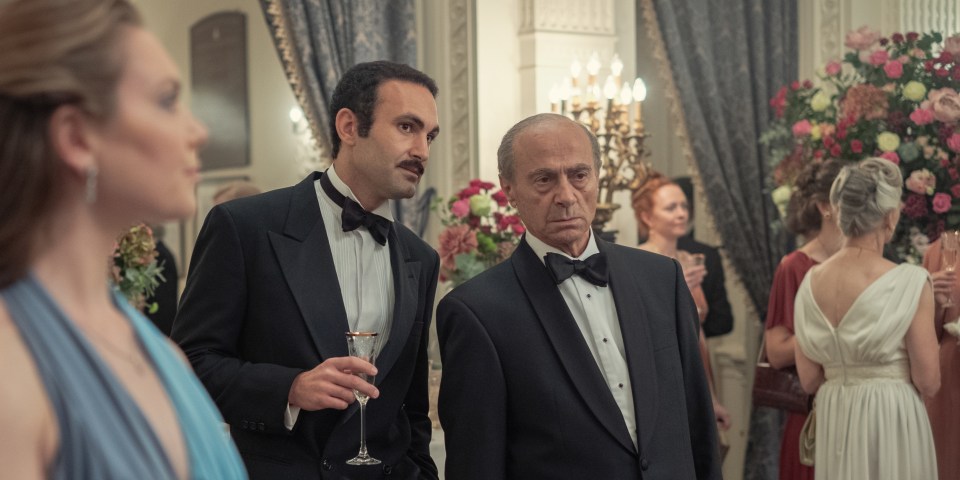 Dodi and his father Mohamed Fayed, as depicted in the Crown Series 5