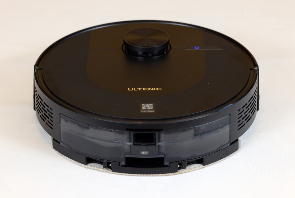 Ultenic robot vacuum.